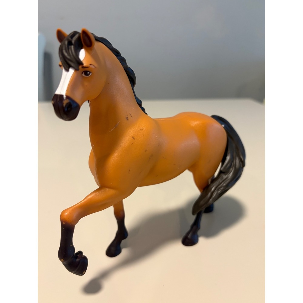 DreamWorks Spirit Riding Free Horse Action Figure Buckskin Stallion 0618ELT01
